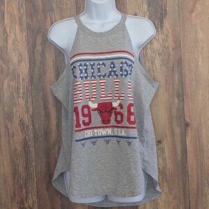 NBA Chicago Bulls Women's XL 1966 Graphic Tank